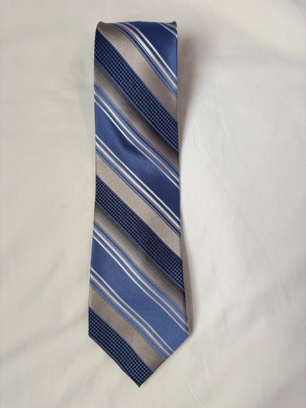 Martin Wong Collection Blue Silver Diagonal Stripe 100% Silk Tie Designer